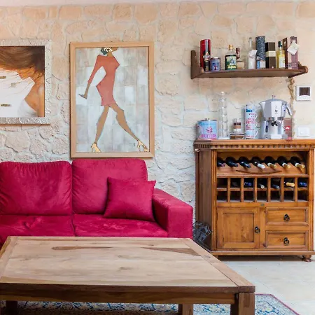 Villa Beautiful Holiday Home In Zelarino With Pool
