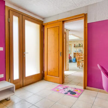 Villa Beautiful Holiday Home In Zelarino With Pool